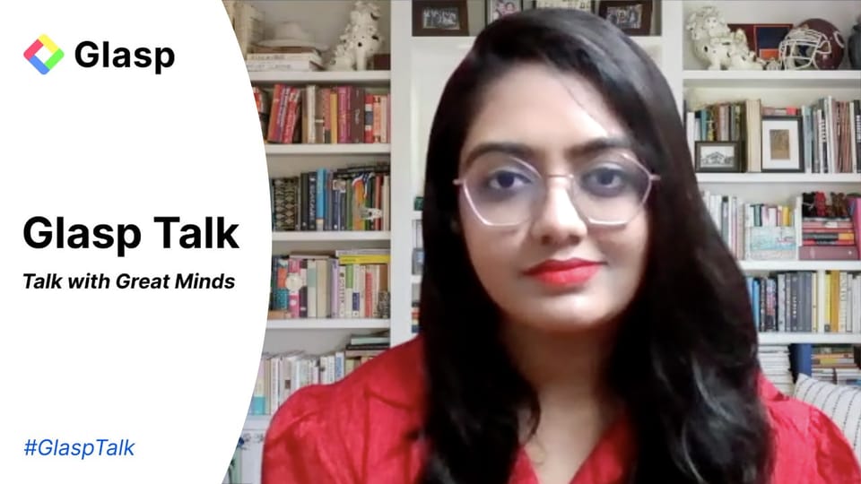 How to Stand Out as a Freelance Writer: Tips to Attract Top Clients | Sakshi Udavant | GlaspTalk #18